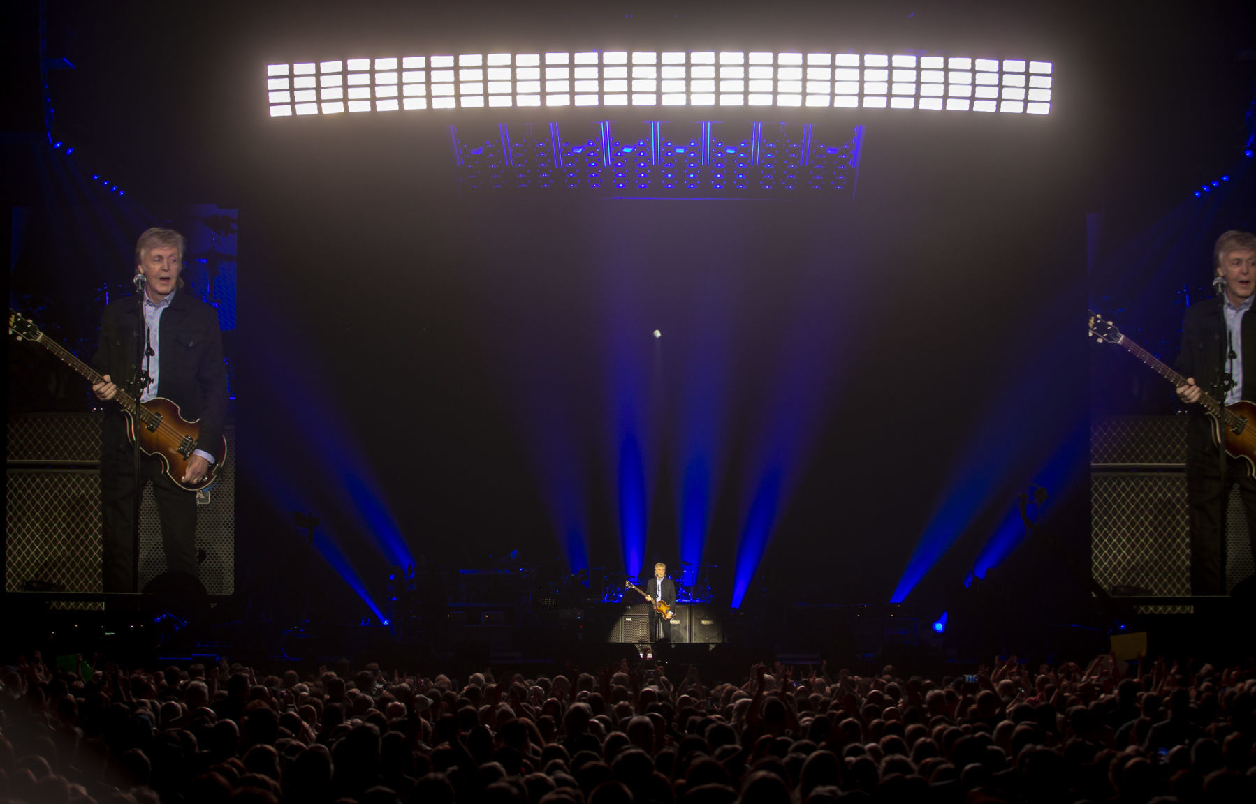 061219-McCartney-Concert-014